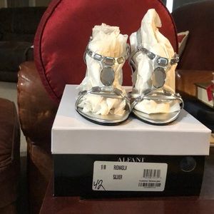 Size 9 Alfani heels only worn once
